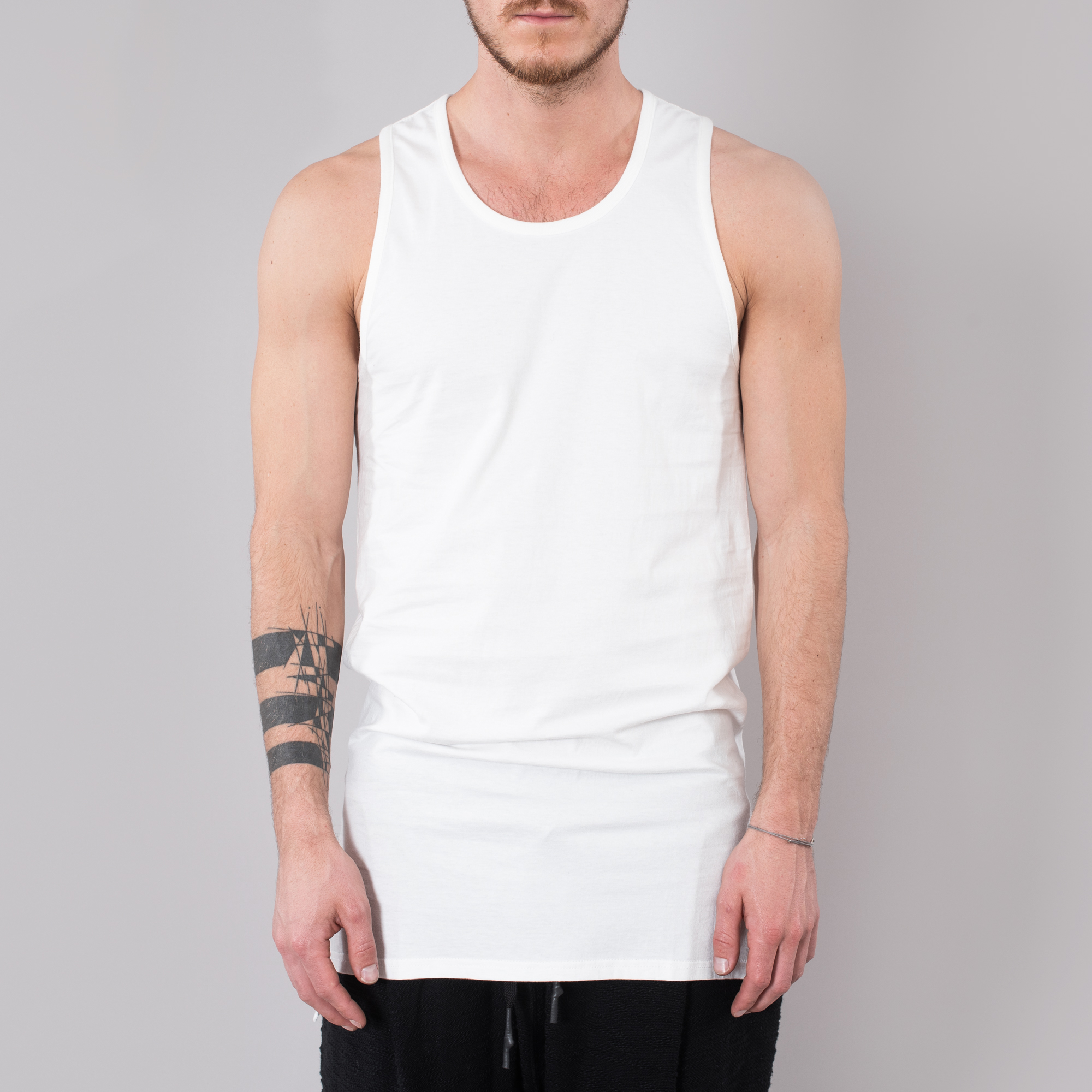 WHITE PRINTED BACK TANK TOP|wolfensson