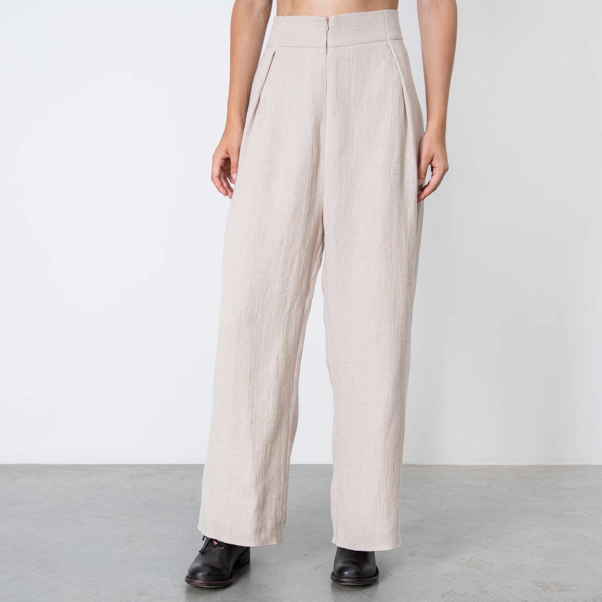 LIGHT GREY RELAXED TROUSERS|wolfensson