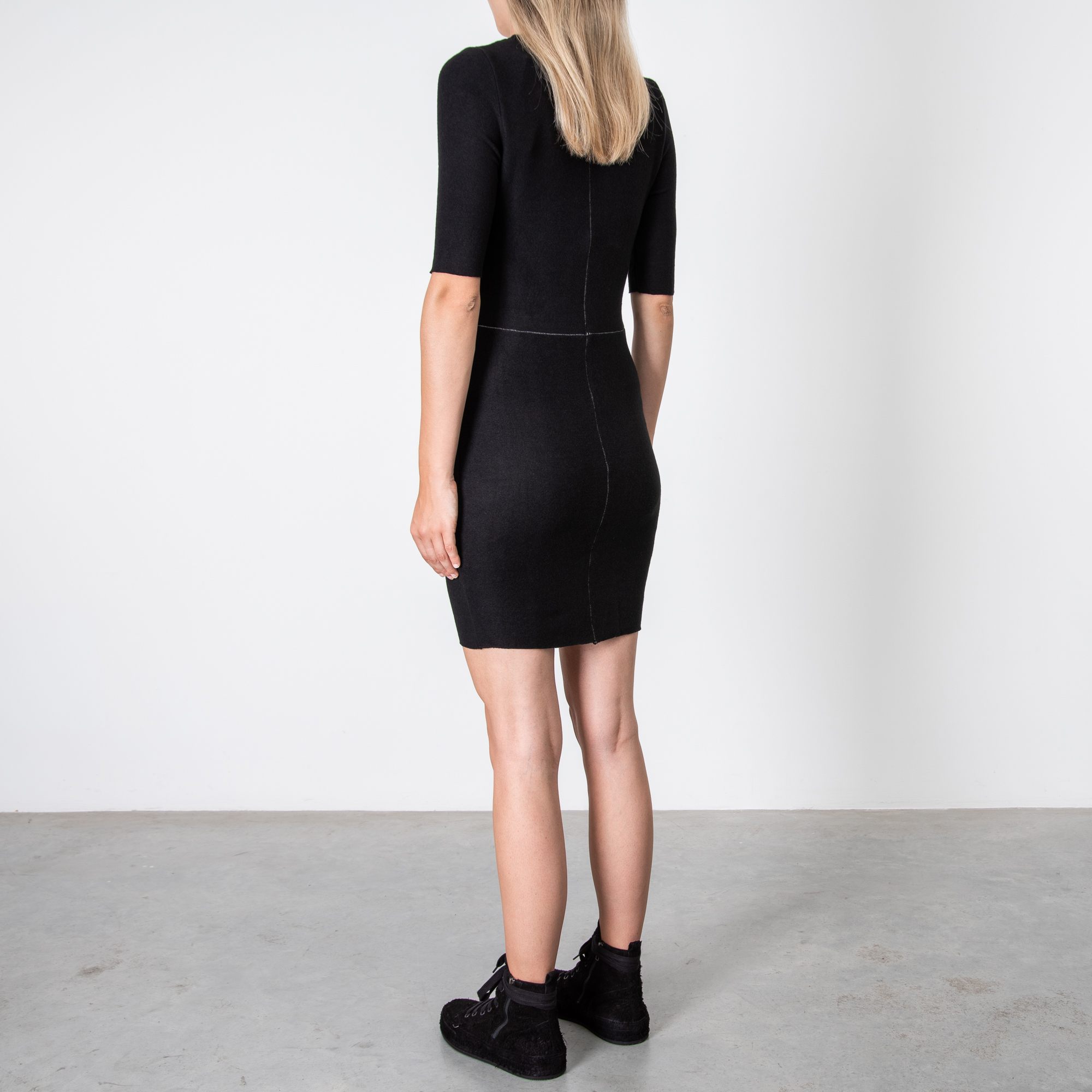 BLACK VISCOSE T-SHIRT DRESS|wolfensson
