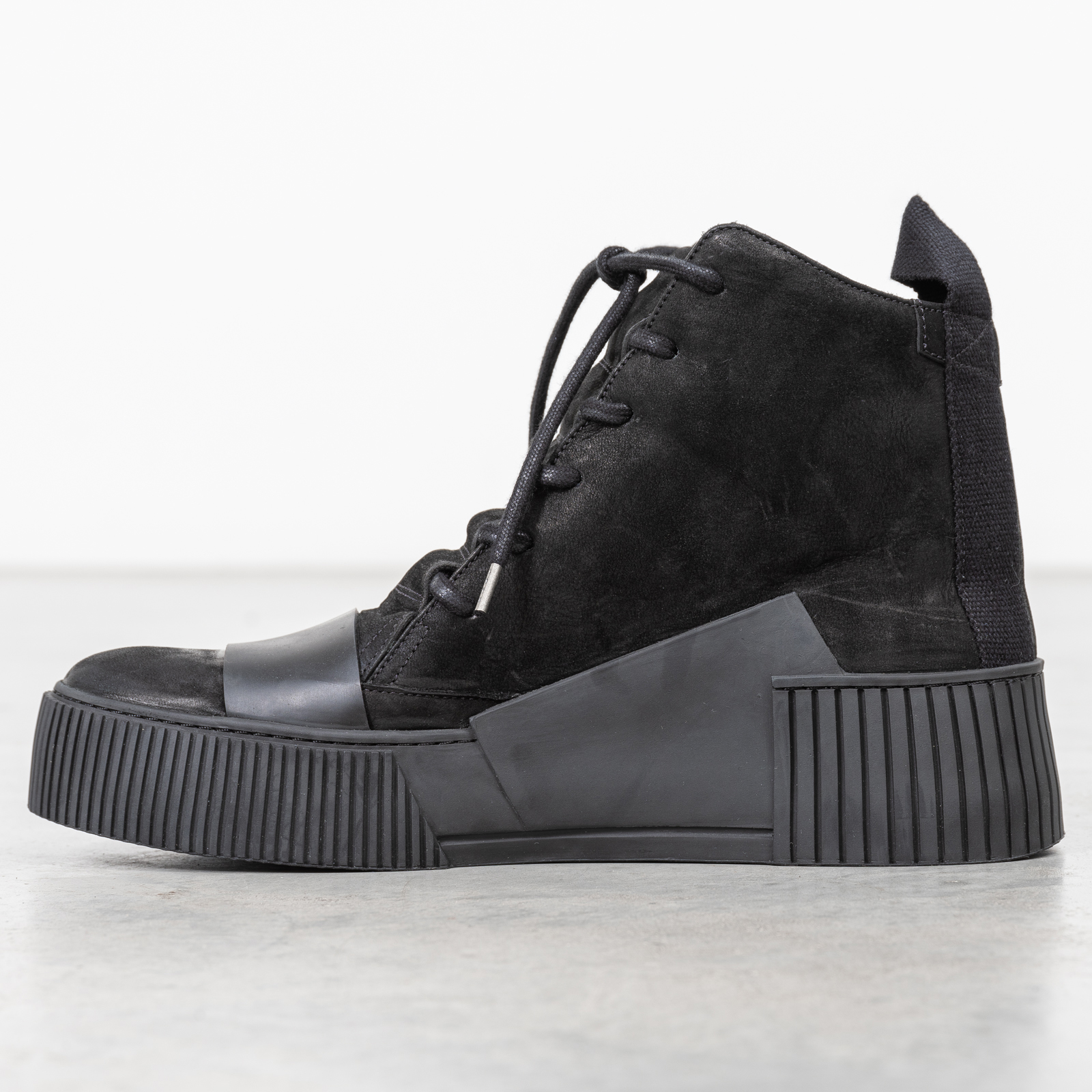 WASHED BLACK BAMBA 1 SNEAKERS|wolfensson