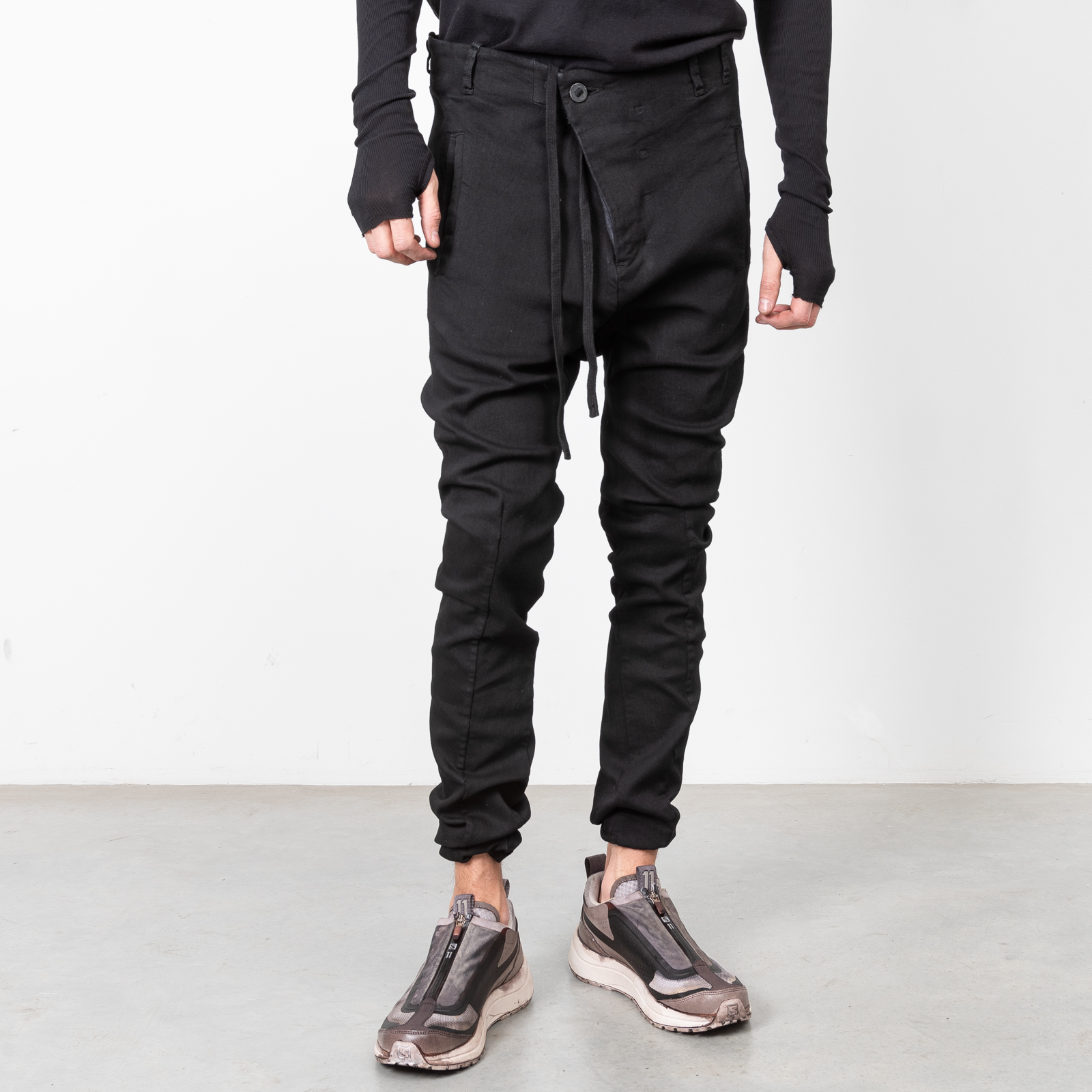 BLACK RESIN DYED P11 PANTS|wolfensson